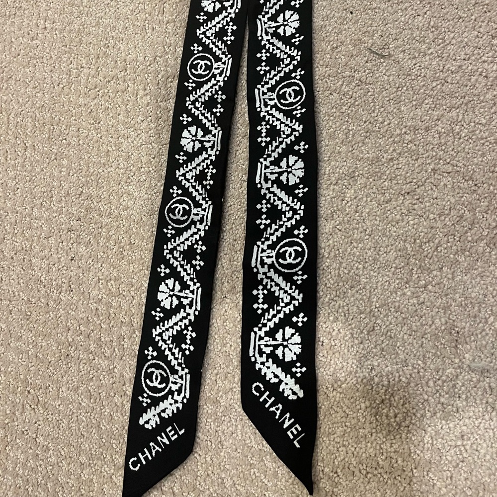 Chanel silk cc bandeau